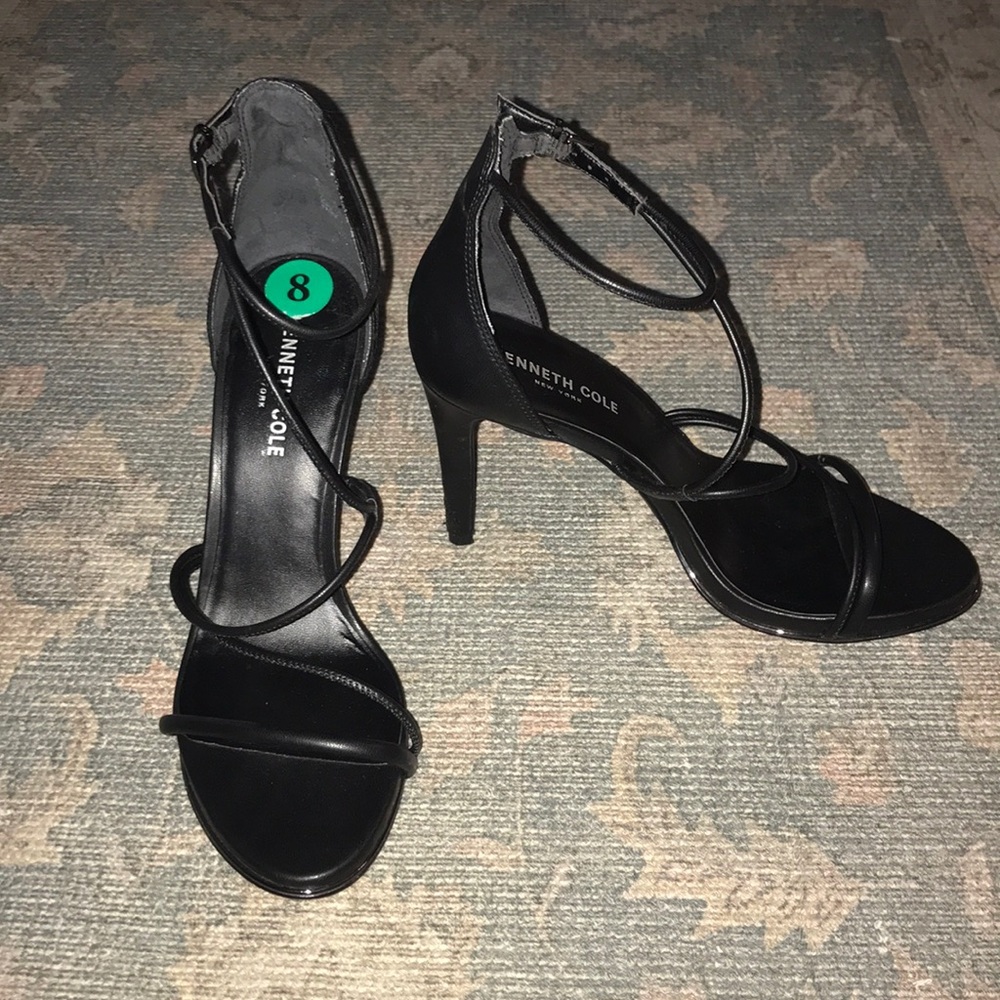 Kenneth Cole flattering high heel sandals